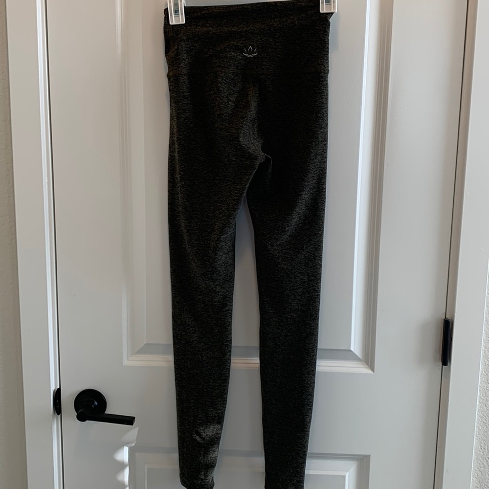 Beyond yoga leggings